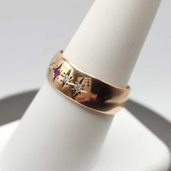 Vintage Victorian 18K Yellow Gold Star Set Ruby and Diamond Band Ring Estate - Picture 4 of 5